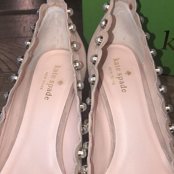 Kate Spade ♠️ Maeve Pearl 2” Solid Heel Pumps in Fawn colored Soft Suede in Box - Picture 6 of 17